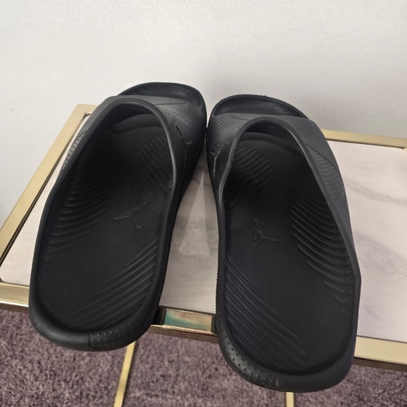 Nike Jordan Post Slides Sandals Mens Size 9A Color Black 0S600292-1 main image 7